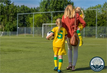 Surviving Sports Mom Life: Tips for Juggling Practices, Games, and Family Time